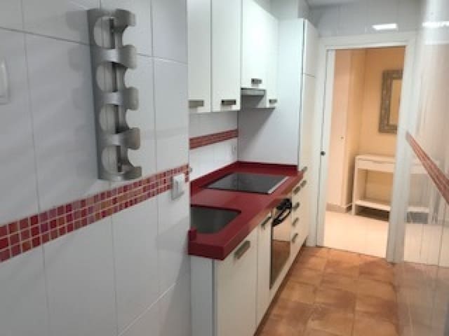 2 Zimmer Wohnung zu vermieten in Mestalla, València Stadt - 1.200 € (Ref: 9491611)
