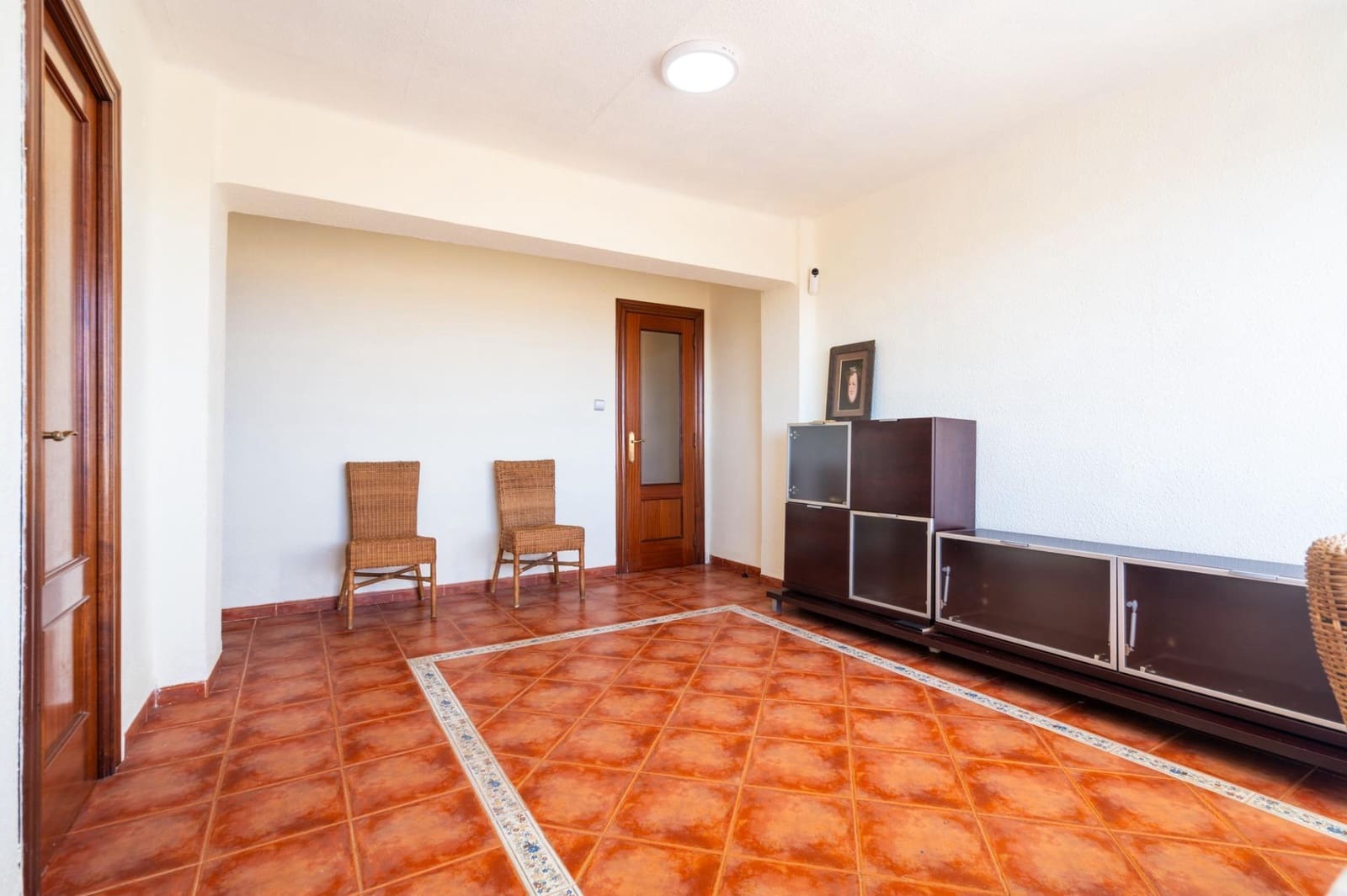 3 bedroom Flat for sale in Valencia city - € 195,000 (Ref: 9497537)