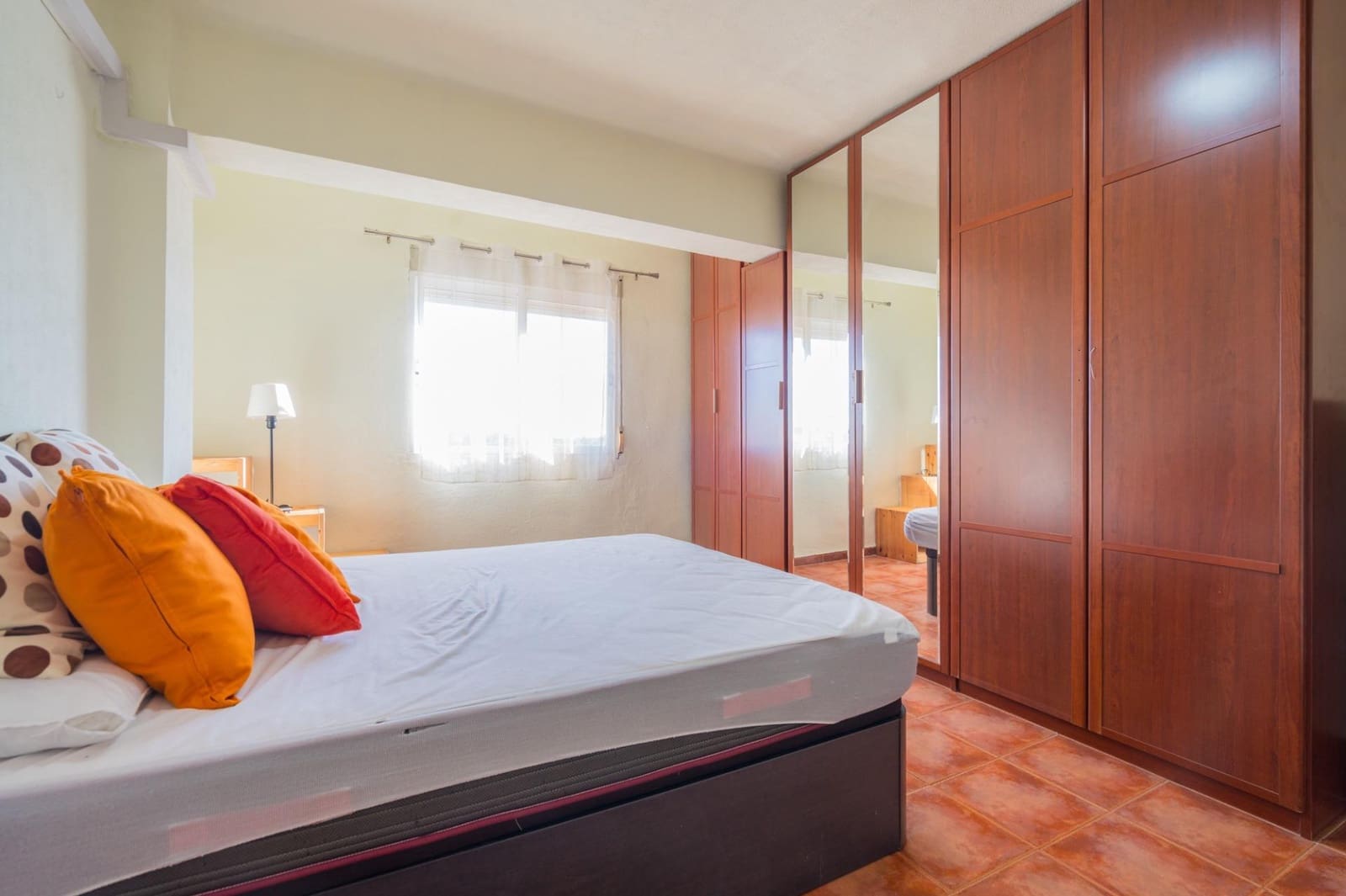 3 bedroom Flat for sale in Valencia city - € 195,000 (Ref: 9497537)