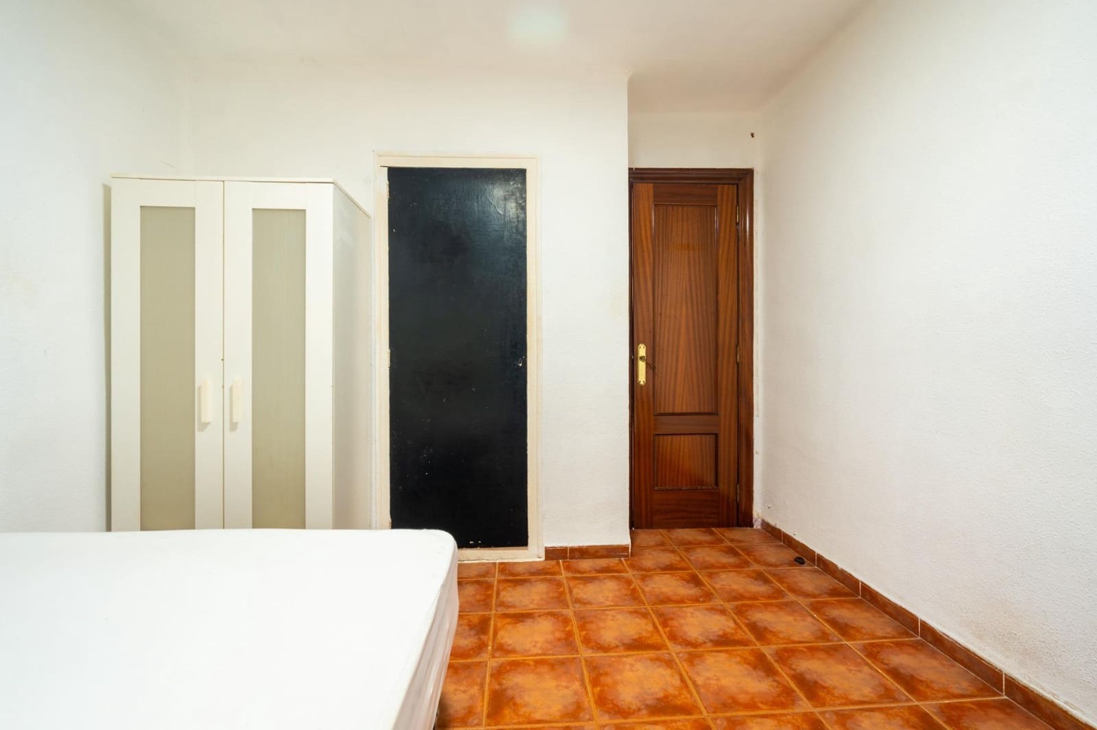 3 bedroom Flat for sale in Valencia city - € 195,000 (Ref: 9497537)