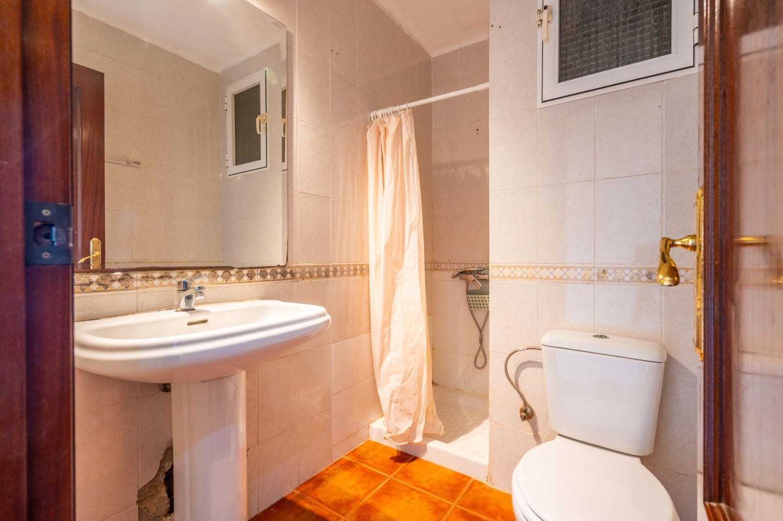 3 bedroom Flat for sale in Valencia city - € 195,000 (Ref: 9497537)