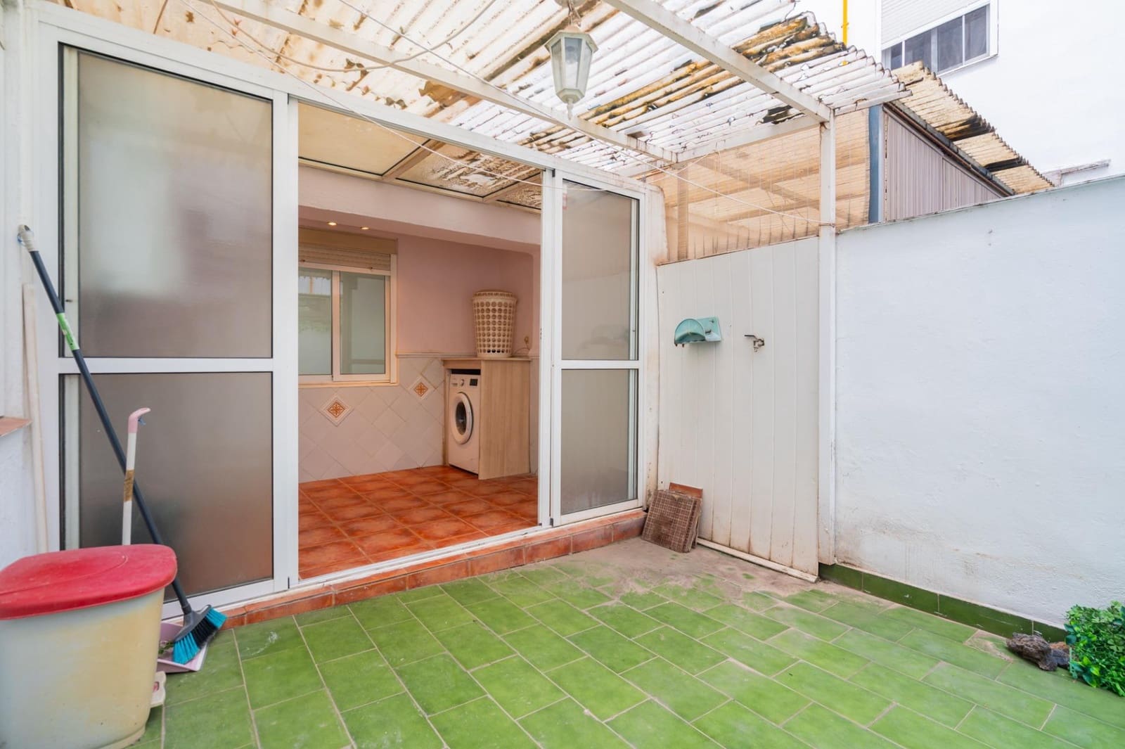 3 bedroom Flat for sale in Valencia city - € 195,000 (Ref: 9497537)