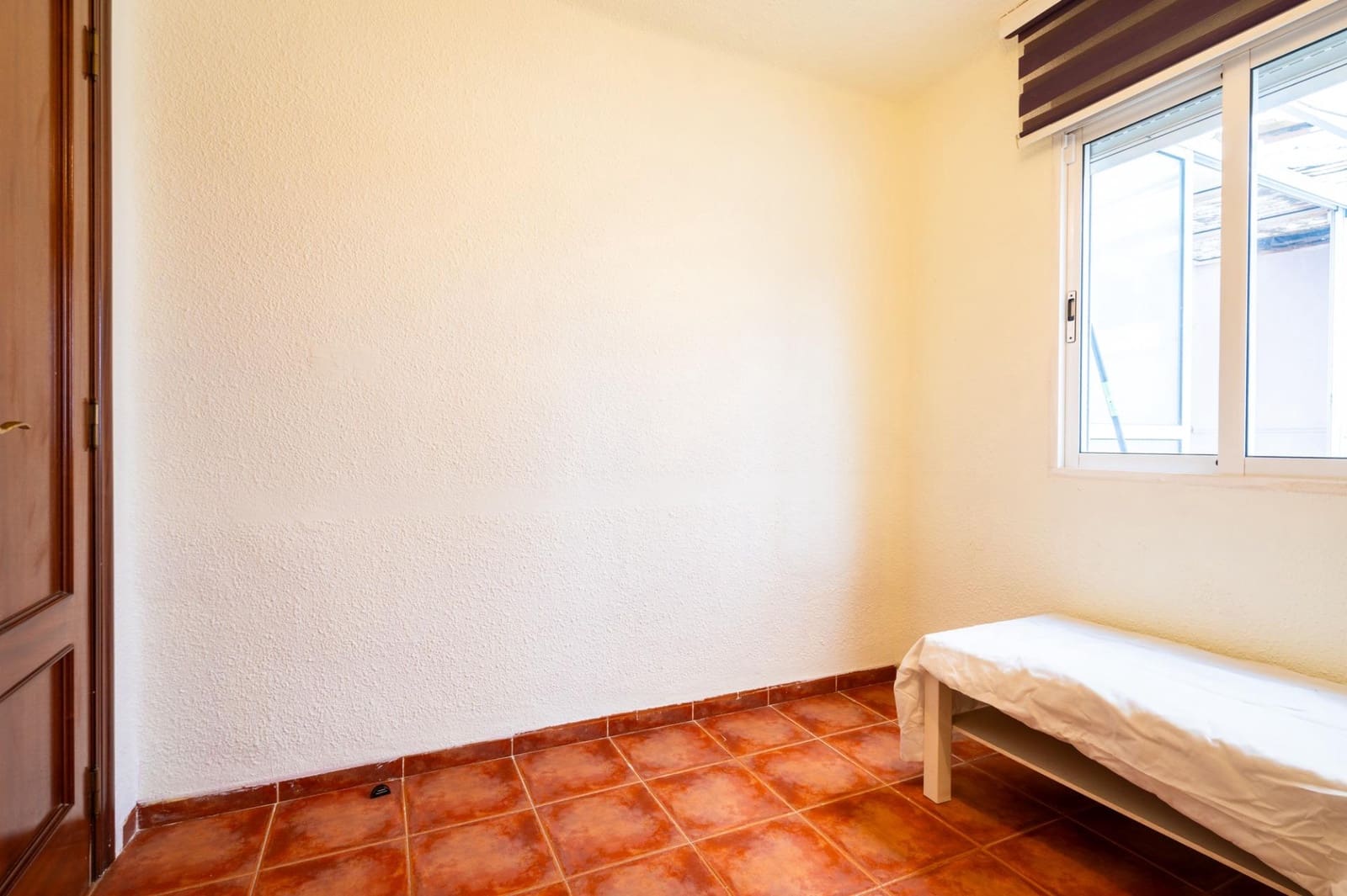 3 bedroom Flat for sale in Valencia city - € 195,000 (Ref: 9497537)