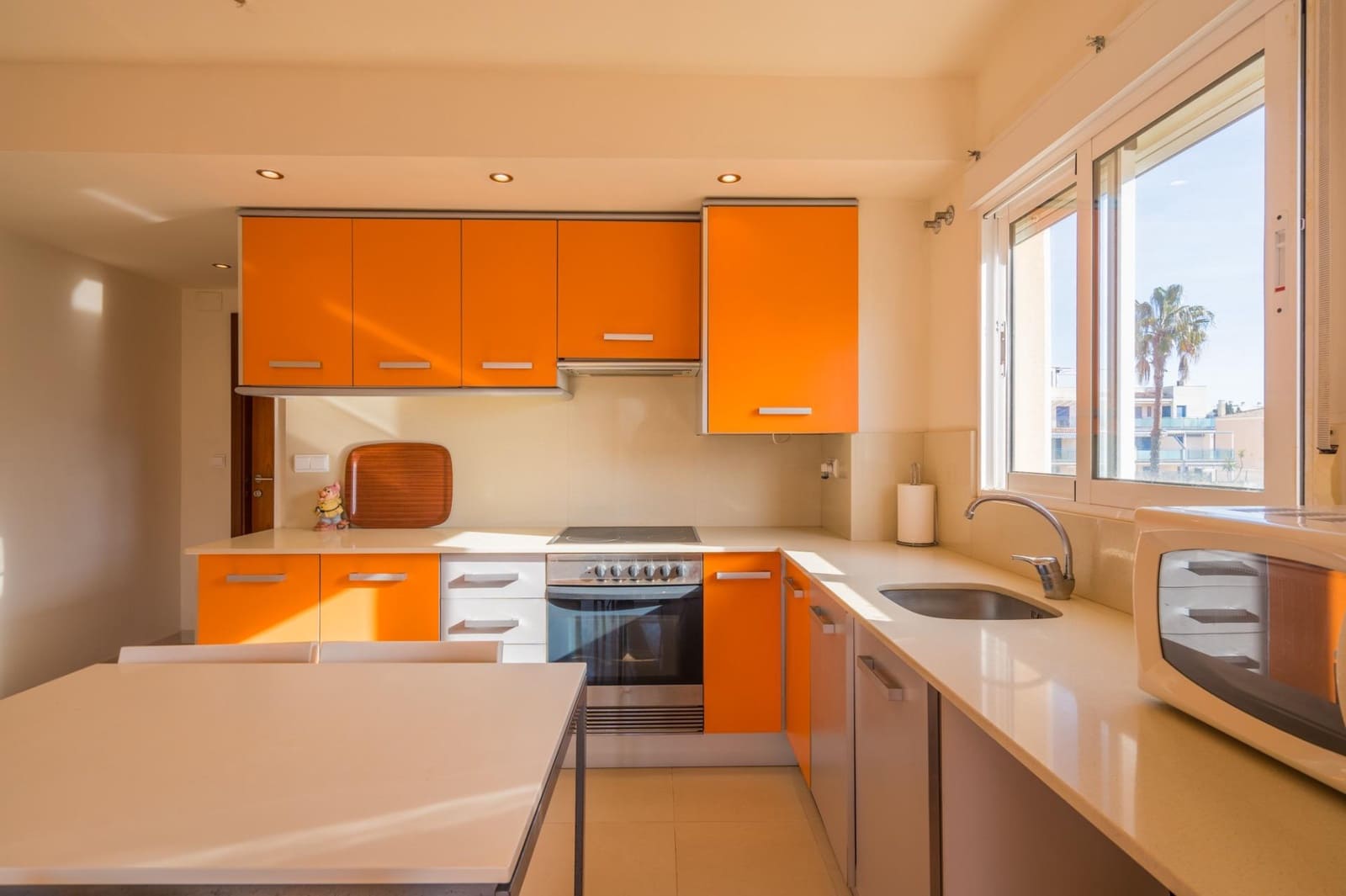 3 soveværelse Semi-Rækkehus til salg i Oliva med swimmingpool - € 220.000 (Ref: 9513560)