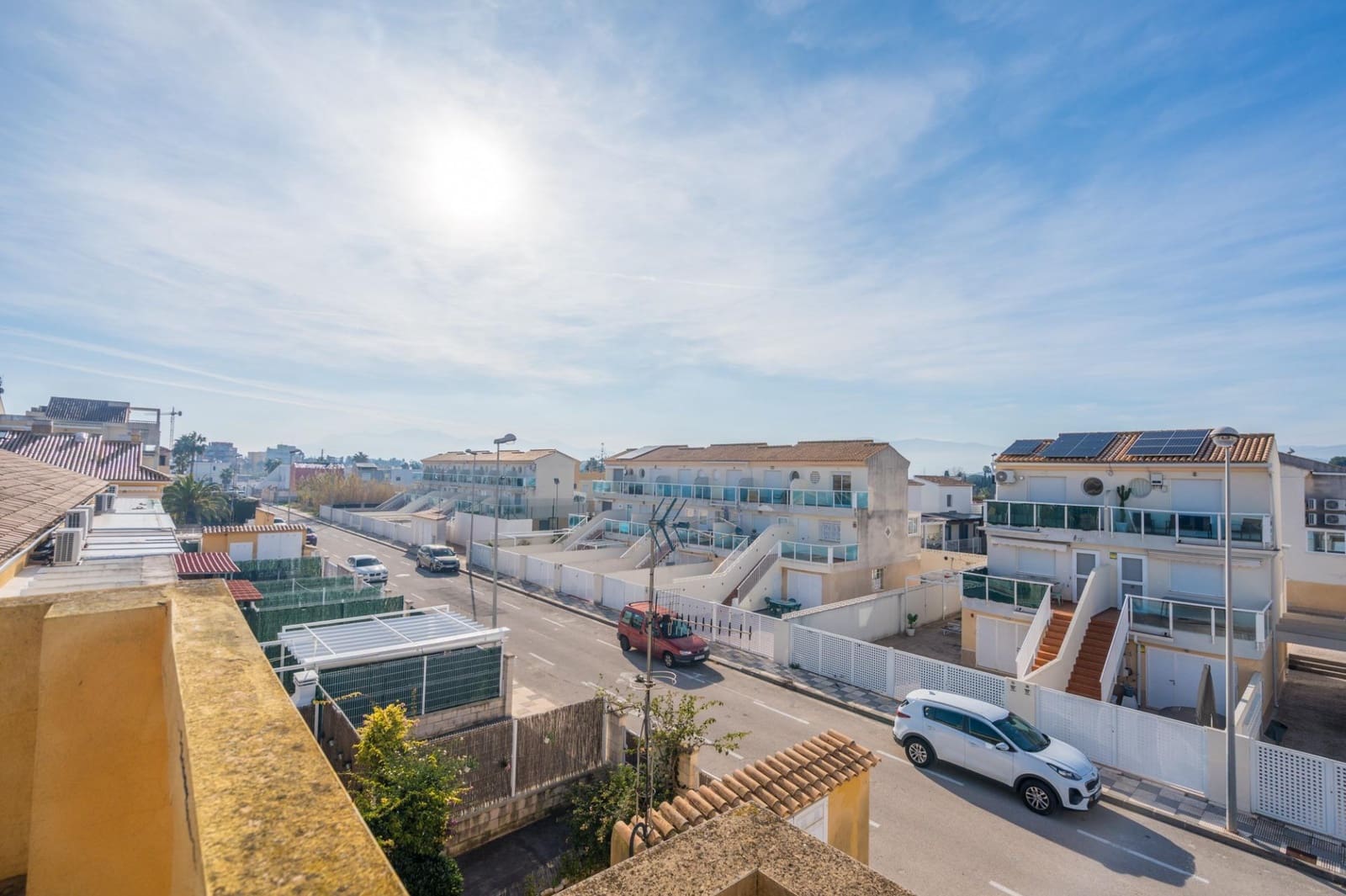 3 soveværelse Semi-Rækkehus til salg i Oliva med swimmingpool - € 220.000 (Ref: 9513560)