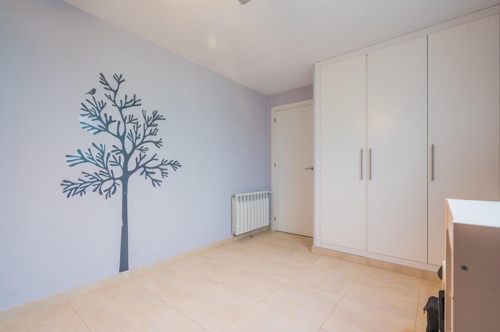 6 bedroom Villa for sale in Moncada with pool - € 420,000 (Ref: 9536306)