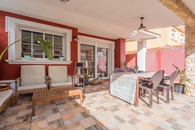 6 soverom Villa til salgs i Moncada med svømmebasseng - € 420 000 (Ref: 9536306)