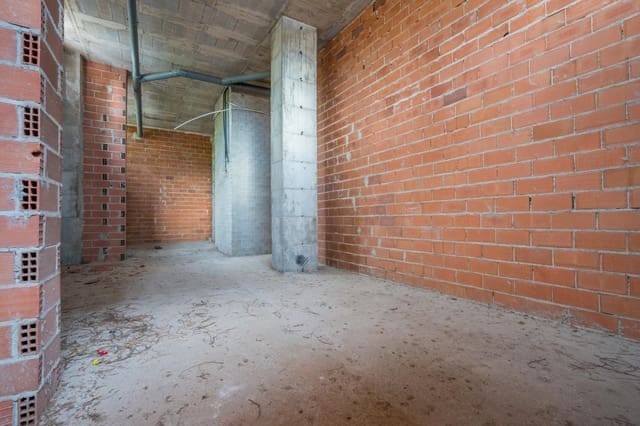 Commercieel te huur in La Punta, Valencia stad - € 2.500 (Ref: 9556028)