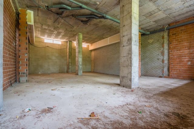 Commercieel te huur in La Punta, Valencia stad - € 2.500 (Ref: 9556028)