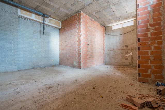 Commercieel te huur in La Punta, Valencia stad - € 1.250 (Ref: 9556029)