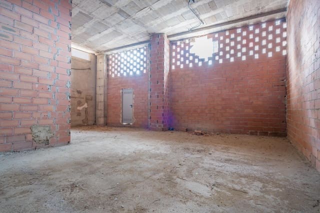 Commercieel te huur in La Punta, Valencia stad - € 1.250 (Ref: 9556029)