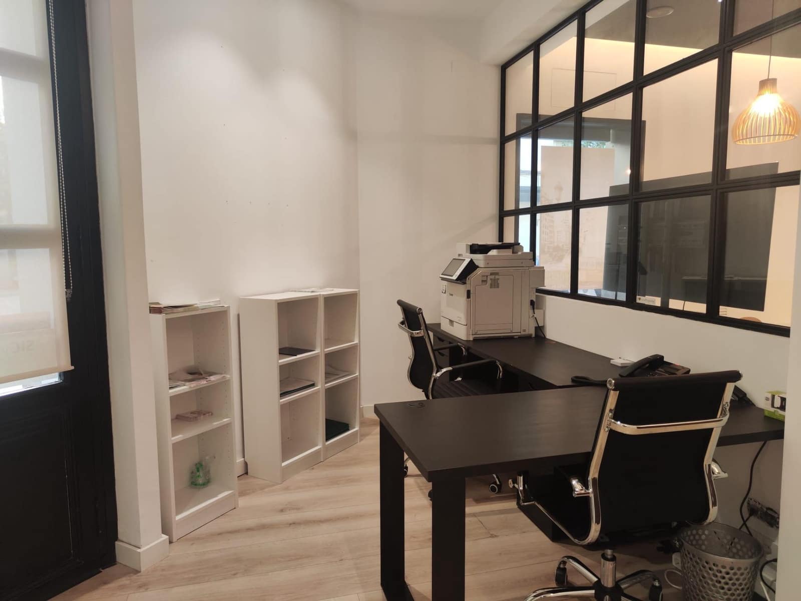 Commercieel te huur in Valencia stad - € 950 (Ref: 9568987)