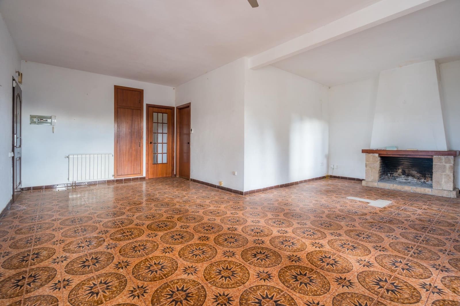 4 soverom Villa til salgs i La Canada med svømmebasseng garasje - € 560 000 (Ref: 9568988)