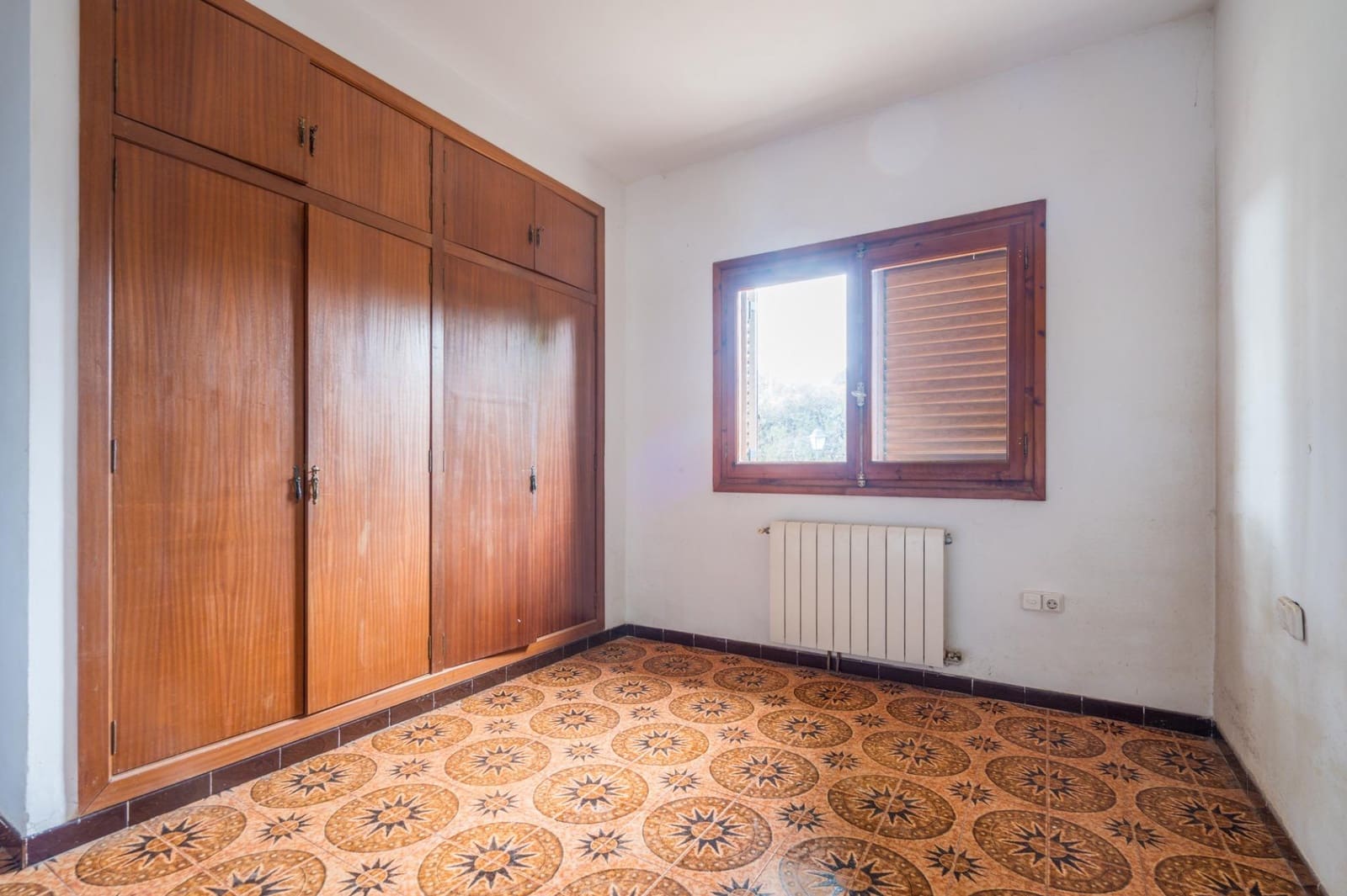 4 soverom Villa til salgs i La Canada med svømmebasseng garasje - € 560 000 (Ref: 9568988)