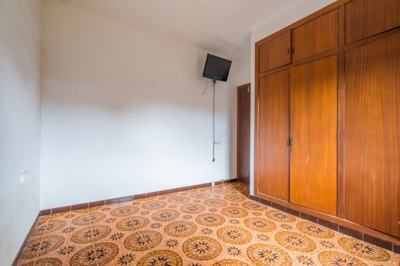 4 soverom Villa til salgs i La Canada med svømmebasseng garasje - € 560 000 (Ref: 9568988)