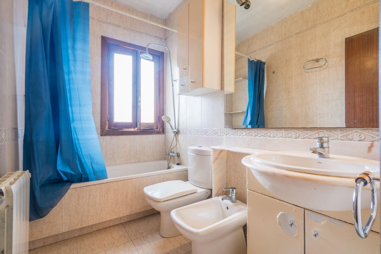 4 soverom Villa til salgs i La Canada med svømmebasseng garasje - € 560 000 (Ref: 9568988)