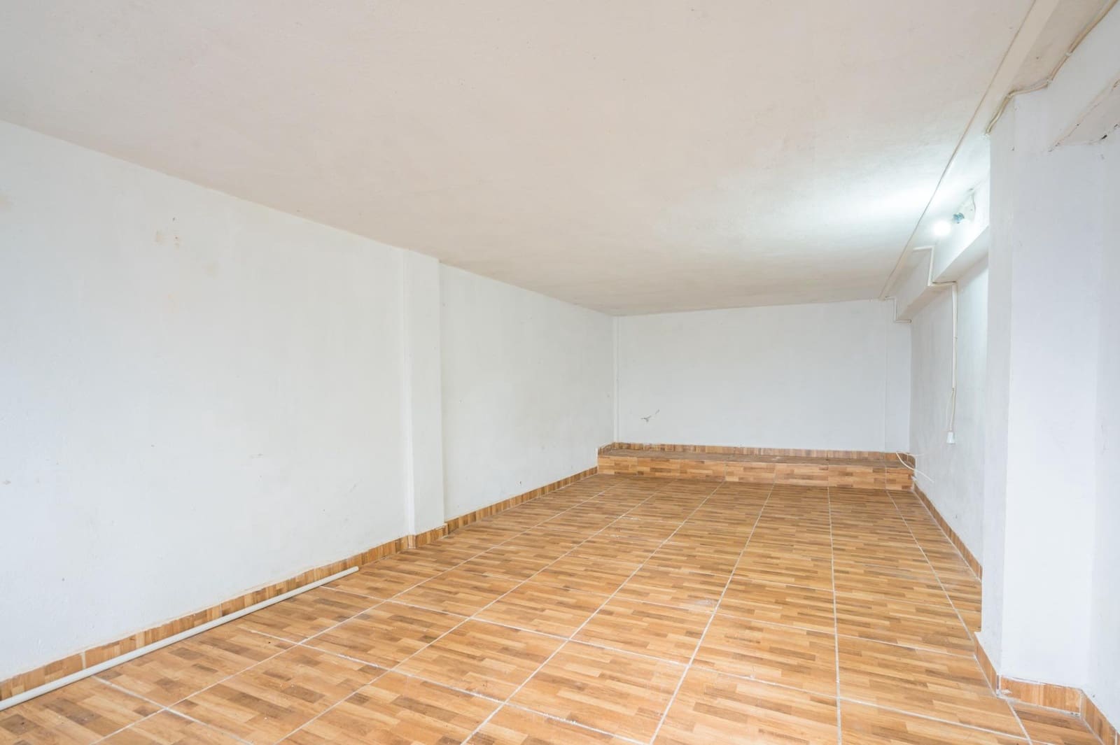 4 soverom Villa til salgs i La Canada med svømmebasseng garasje - € 560 000 (Ref: 9568988)