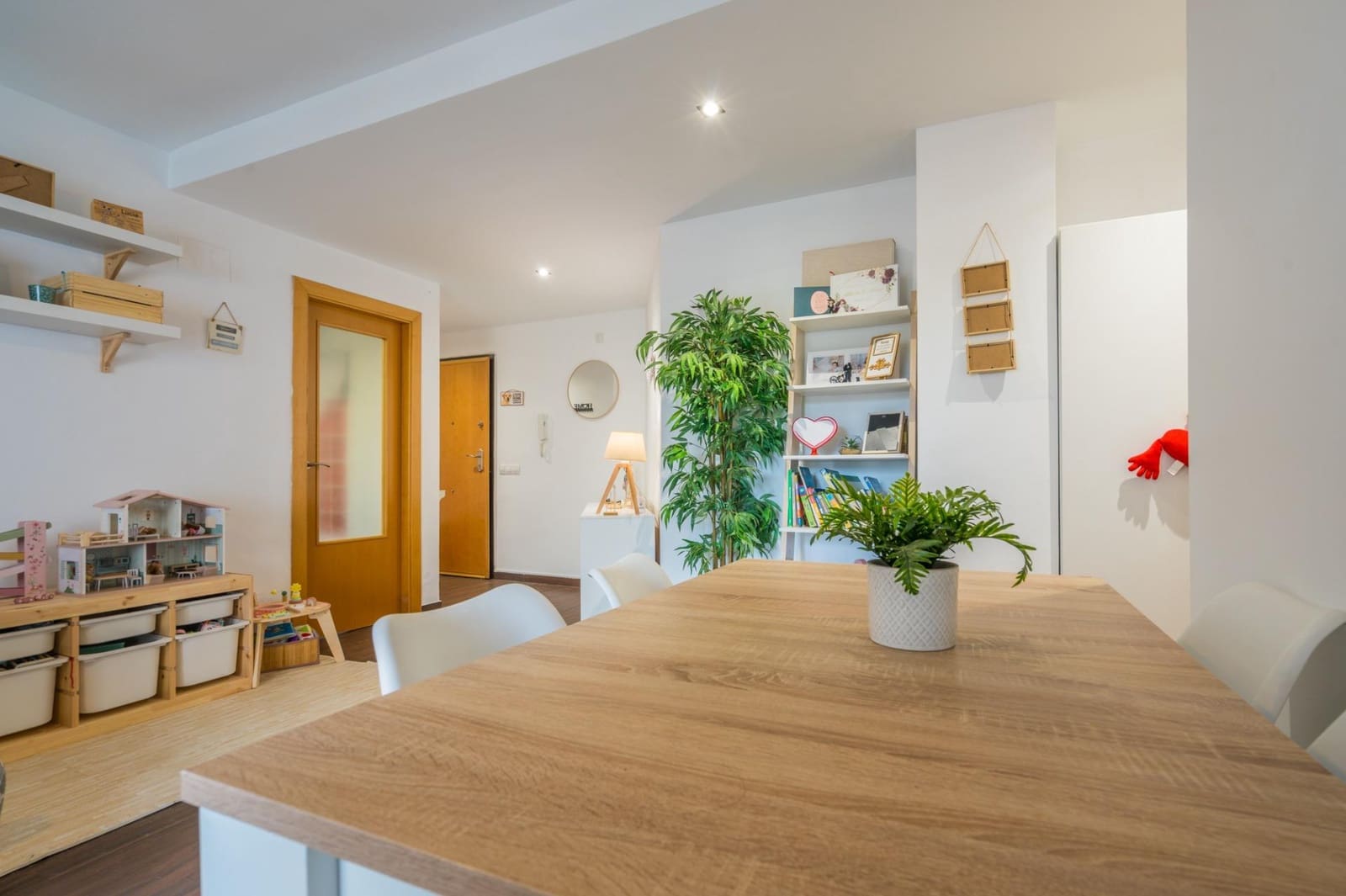 2 slaapkamer Flat te koop in Paterna met garage - € 190.000 (Ref: 9571370)