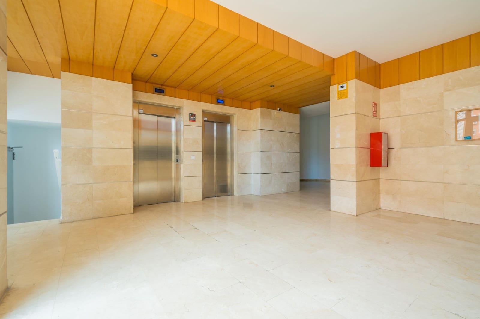 2 slaapkamer Flat te koop in Paterna met garage - € 190.000 (Ref: 9571370)