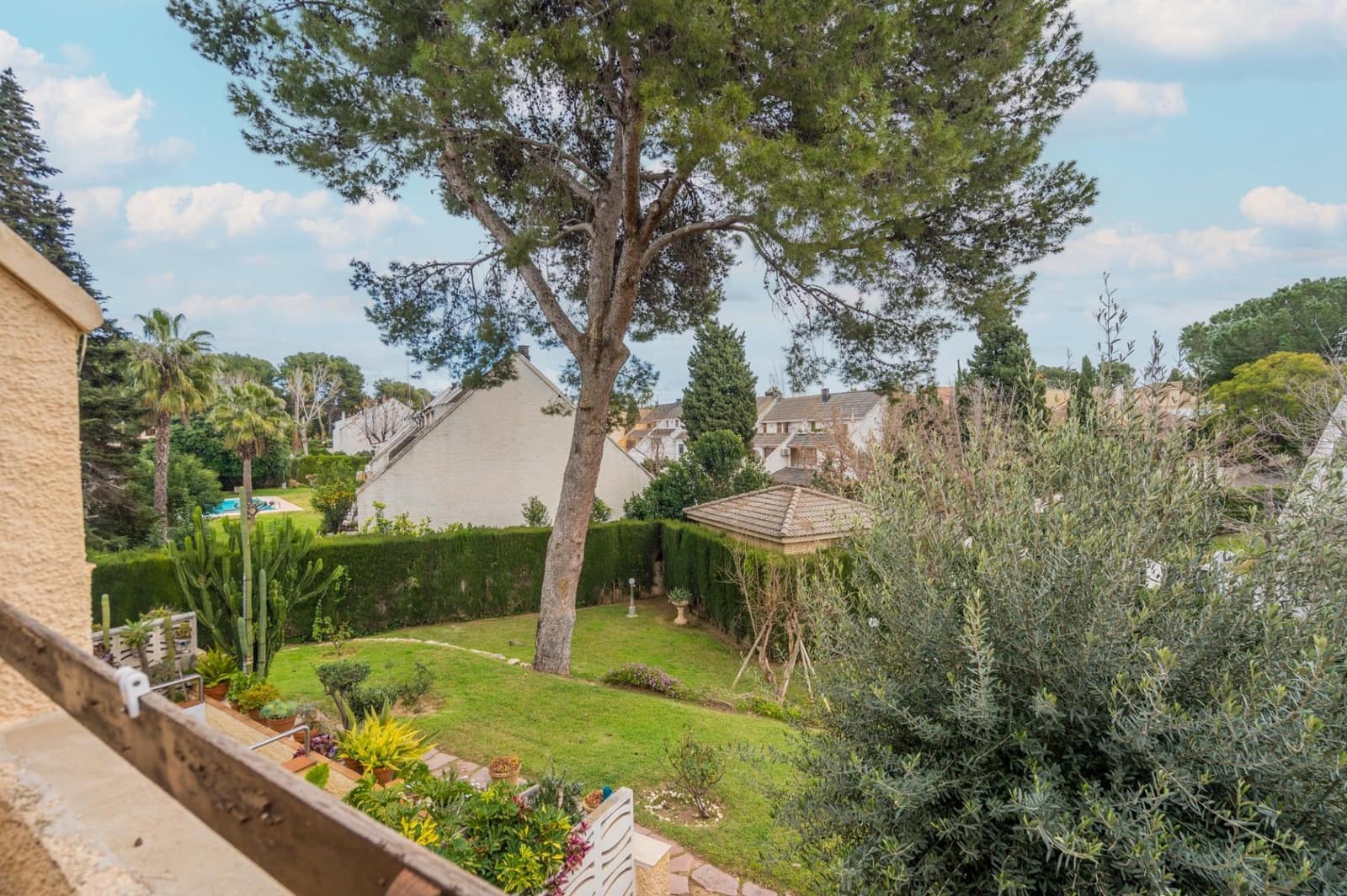 3 bedroom Terraced Villa for sale in La Canada with pool garage - € 460,000 (Ref: 9584516)