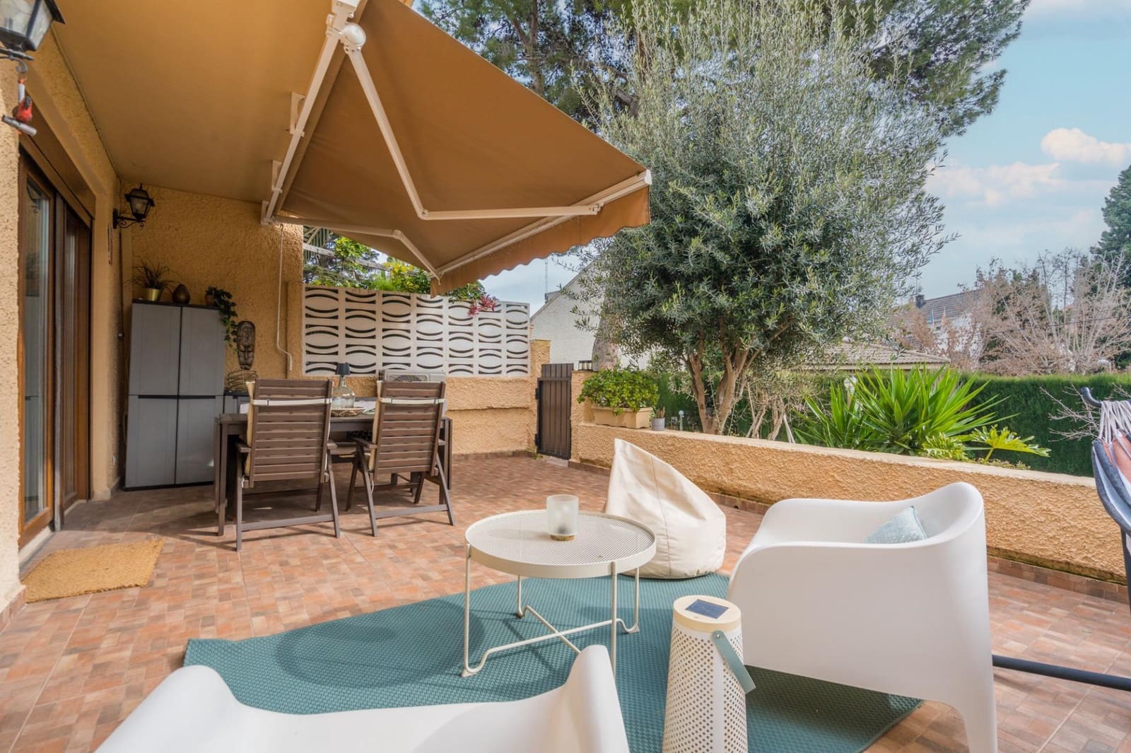 3 bedroom Terraced Villa for sale in La Canada with pool garage - € 460,000 (Ref: 9584516)