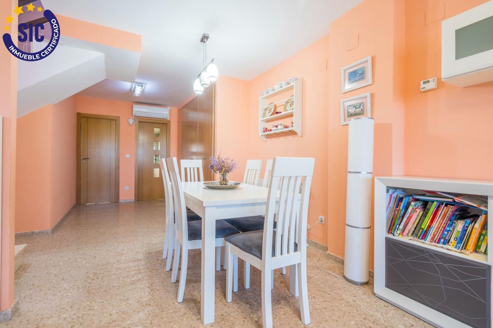 3 camera da letto Appartamento in vendita in La Pobla de Vallbona con garage - 290.000 € (Rif: 9627779)
