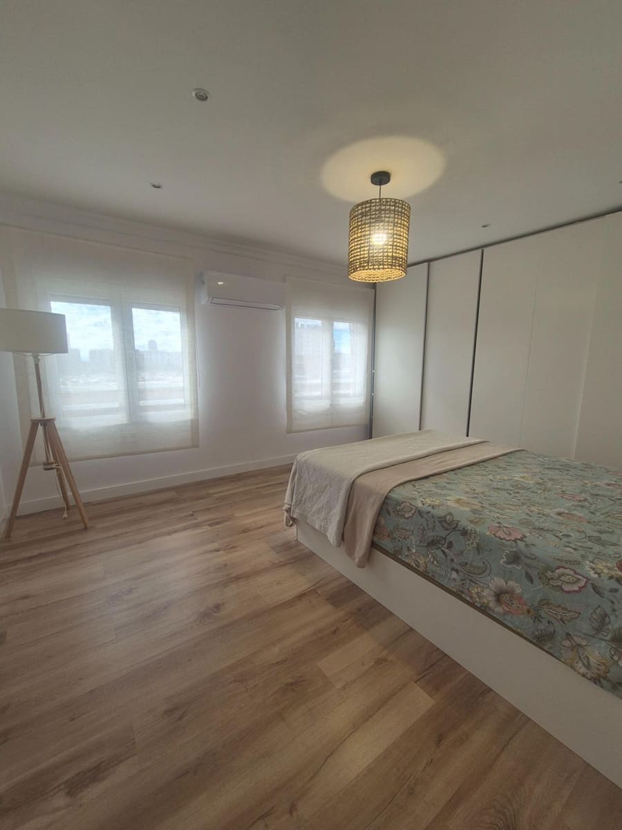 3 soveværelse Lejlighed til leje i Valencia by med garage - € 1.750 (Ref: 9630260)