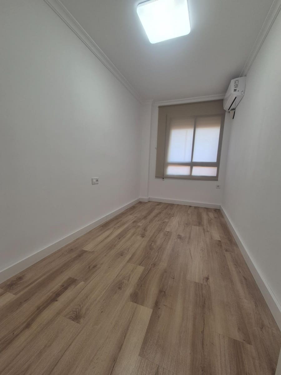 3 soveværelse Lejlighed til leje i Valencia by med garage - € 1.750 (Ref: 9630260)