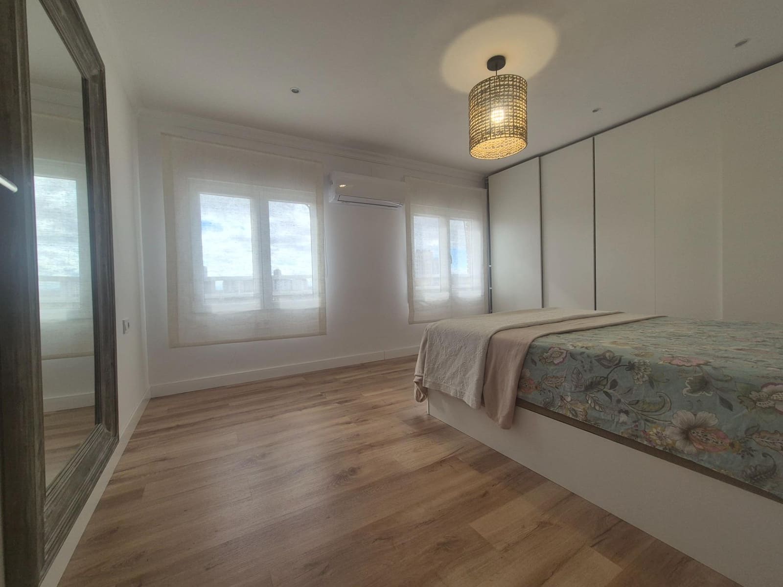 3 soveværelse Lejlighed til leje i Valencia by med garage - € 1.750 (Ref: 9630260)