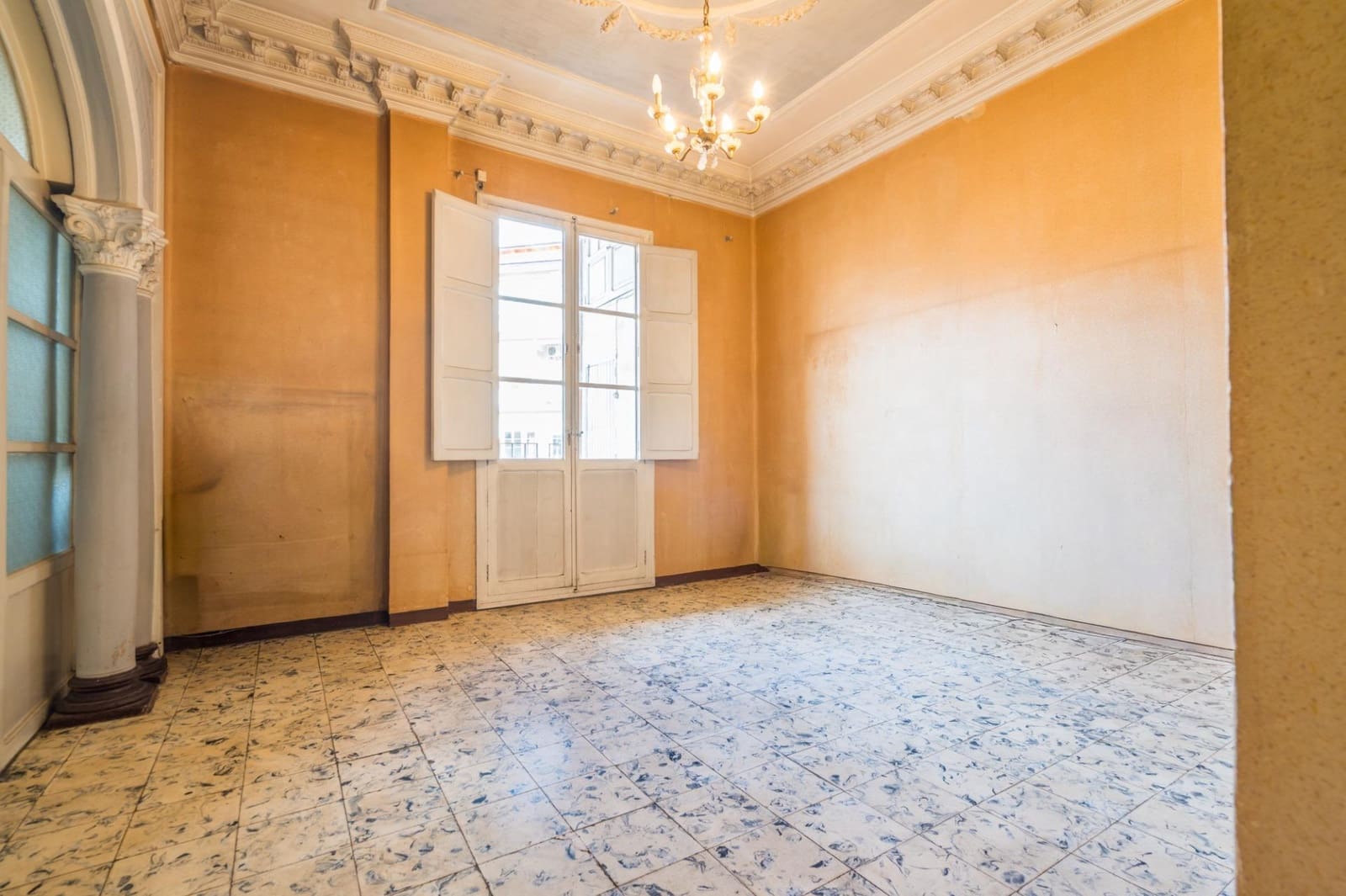 5 makuuhuone Asunto myytävänä paikassa Valencia kaupunki - 750 000 € (Ref: 9637772)