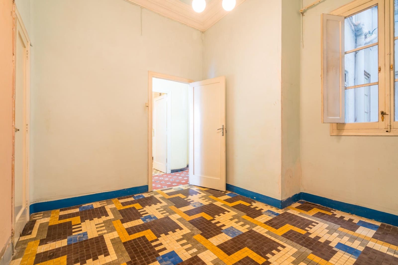 5 makuuhuone Asunto myytävänä paikassa Valencia kaupunki - 750 000 € (Ref: 9637772)