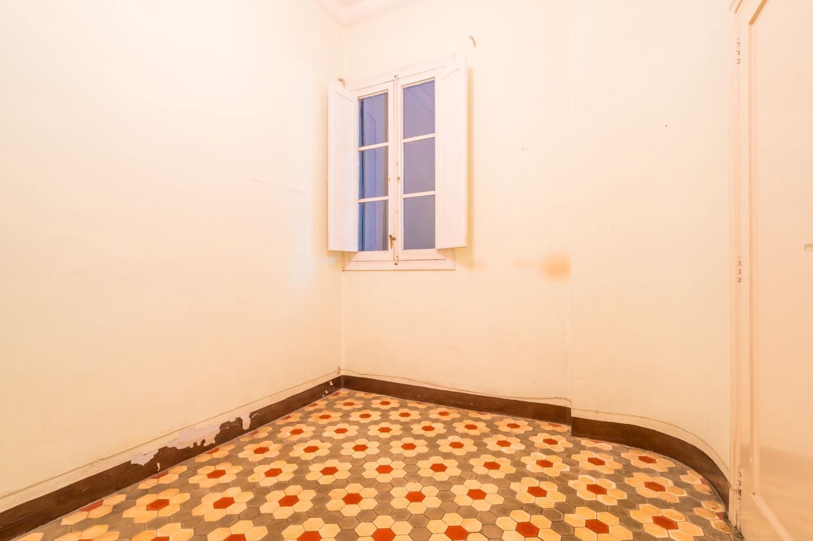 5 makuuhuone Asunto myytävänä paikassa Valencia kaupunki - 750 000 € (Ref: 9637772)