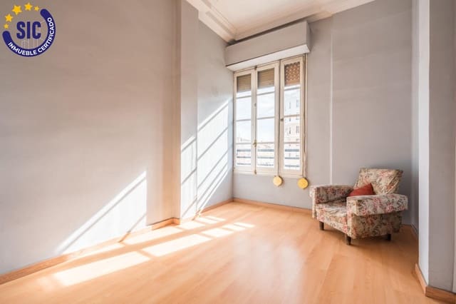 5 soveværelse Lejlighed til salg i La Gran Via, Valencia by - € 690.000 (Ref: 9637772)