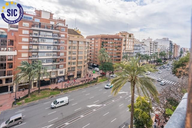 5 soveværelse Lejlighed til salg i La Gran Via, Valencia by - € 690.000 (Ref: 9637772)