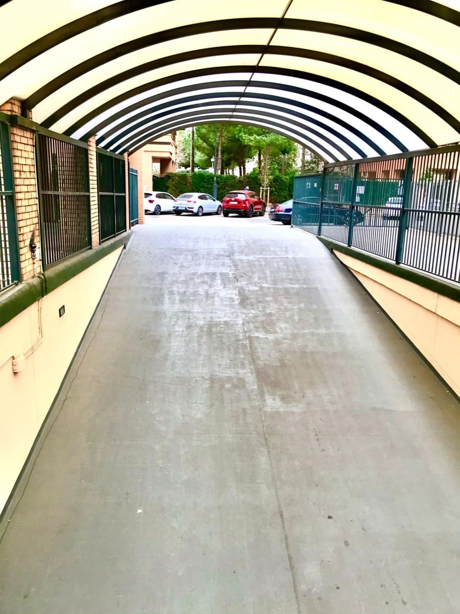 2 soverom Leilighet til leie i Valencia by med svømmebasseng - € 1 800 (Ref: 9652183)