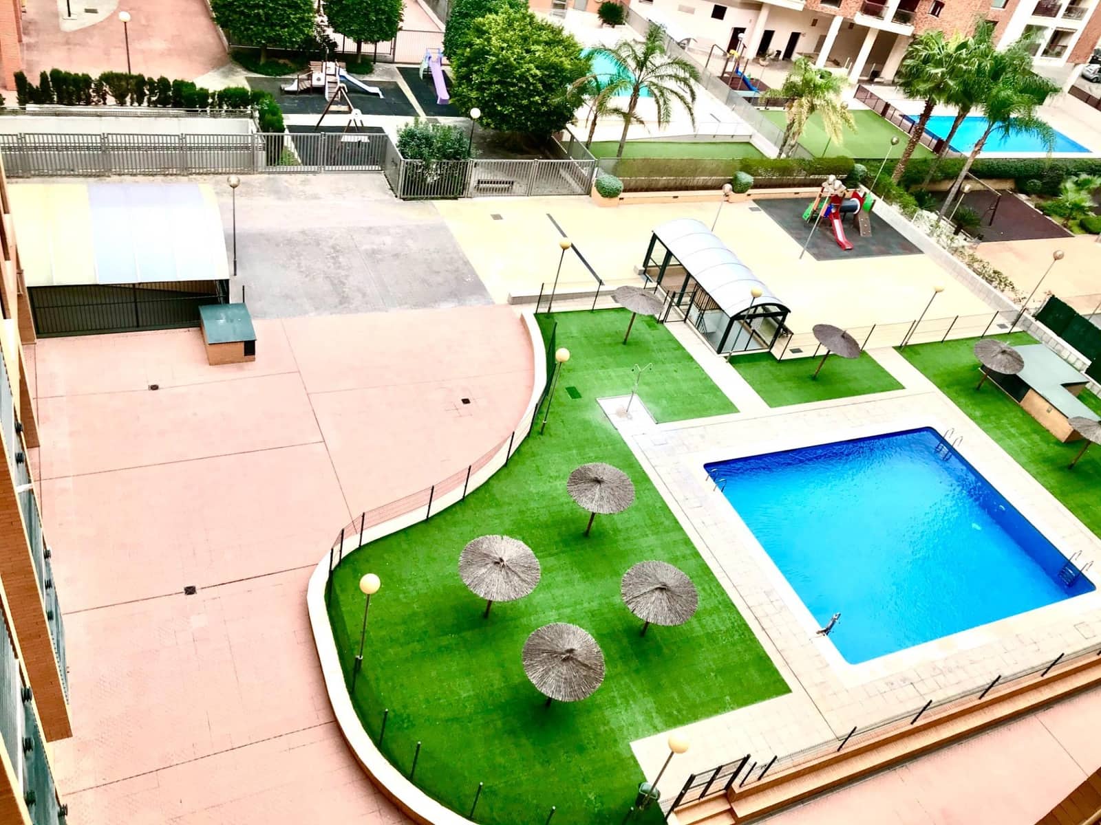 2 soverom Leilighet til leie i Valencia by med svømmebasseng - € 1 800 (Ref: 9652183)