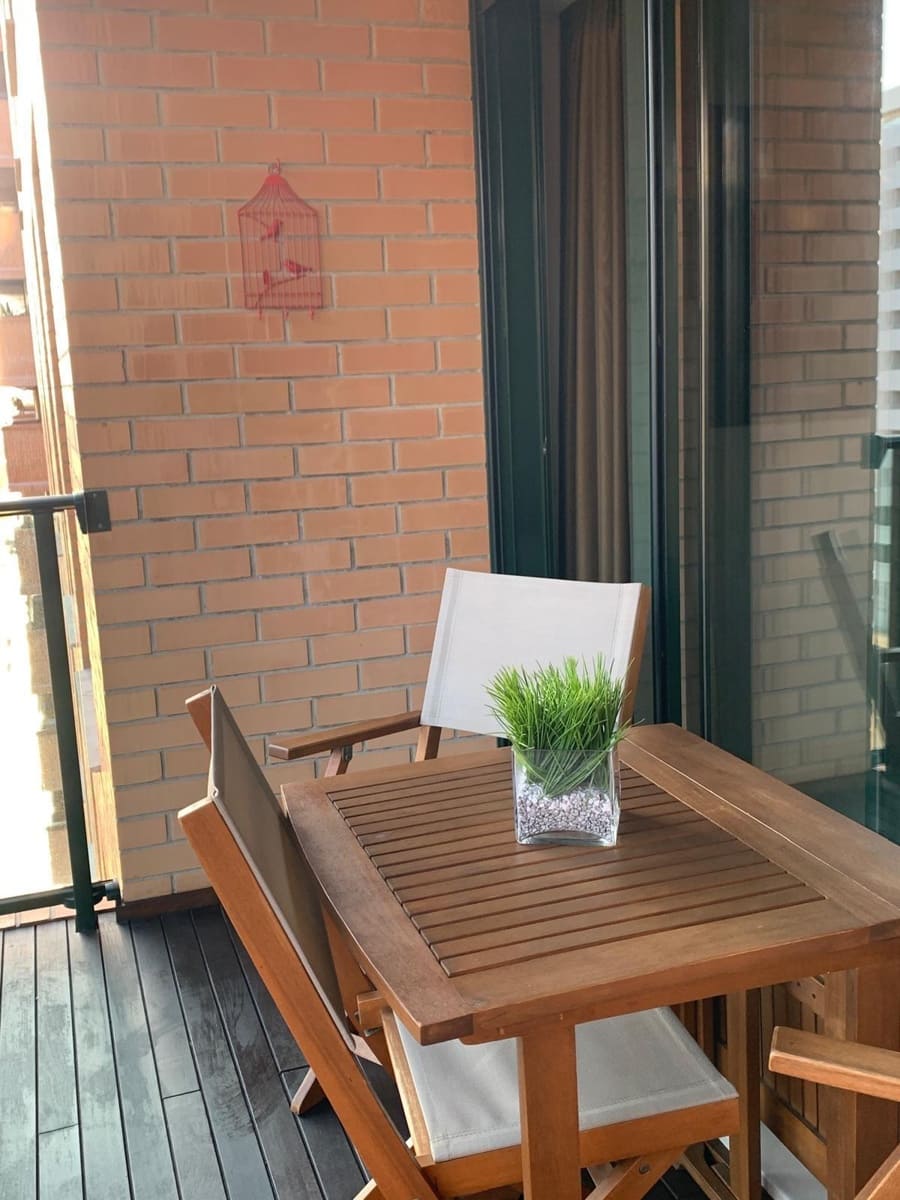 2 bedroom Flat for rent in Valencia city with pool - € 1,800 (Ref: 9652183)