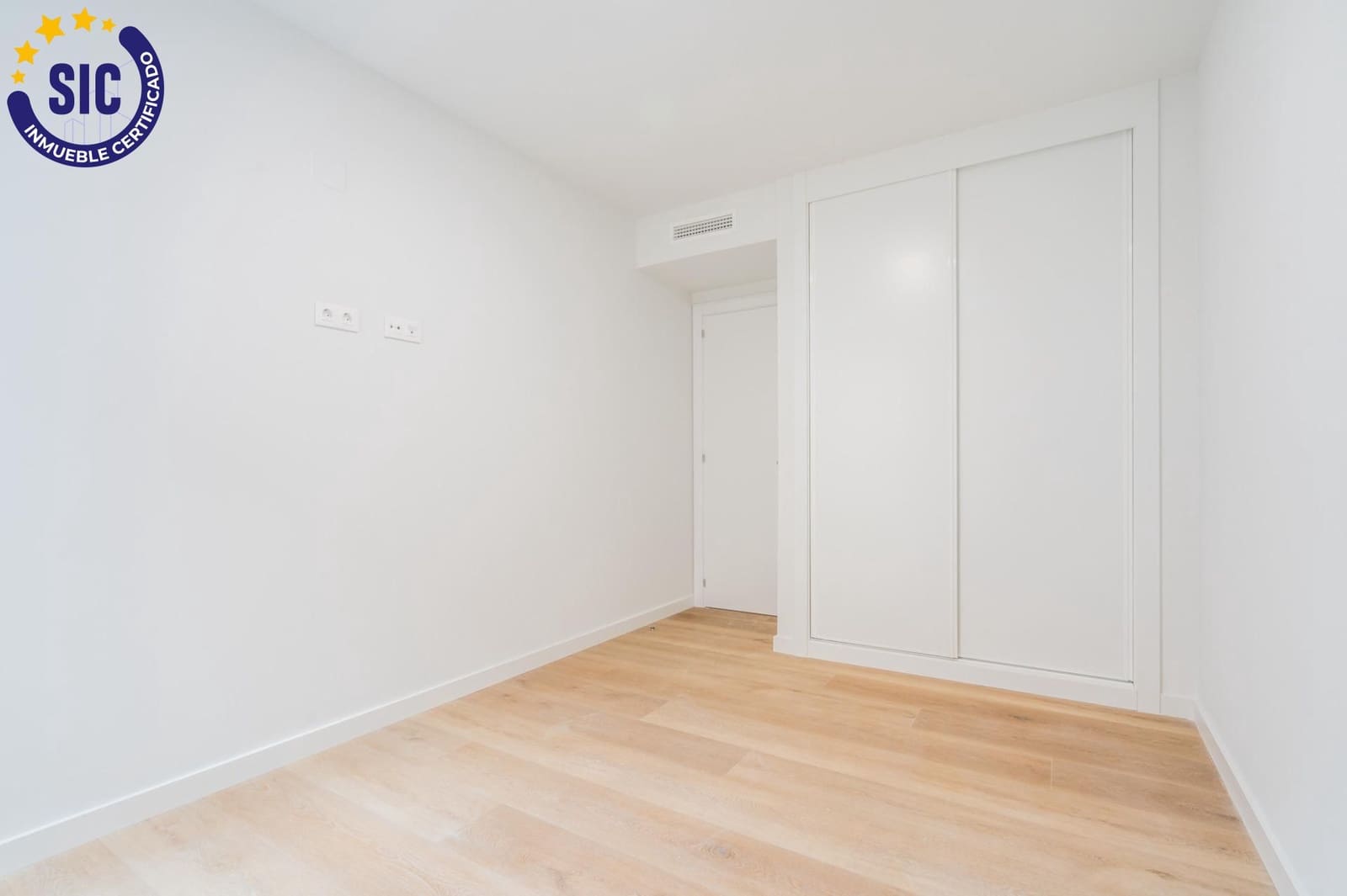 3 makuuhuone Asunto myytävänä paikassa Puig mukana uima-altaan 
autotalli - 549 000 € (Ref: 9670874)