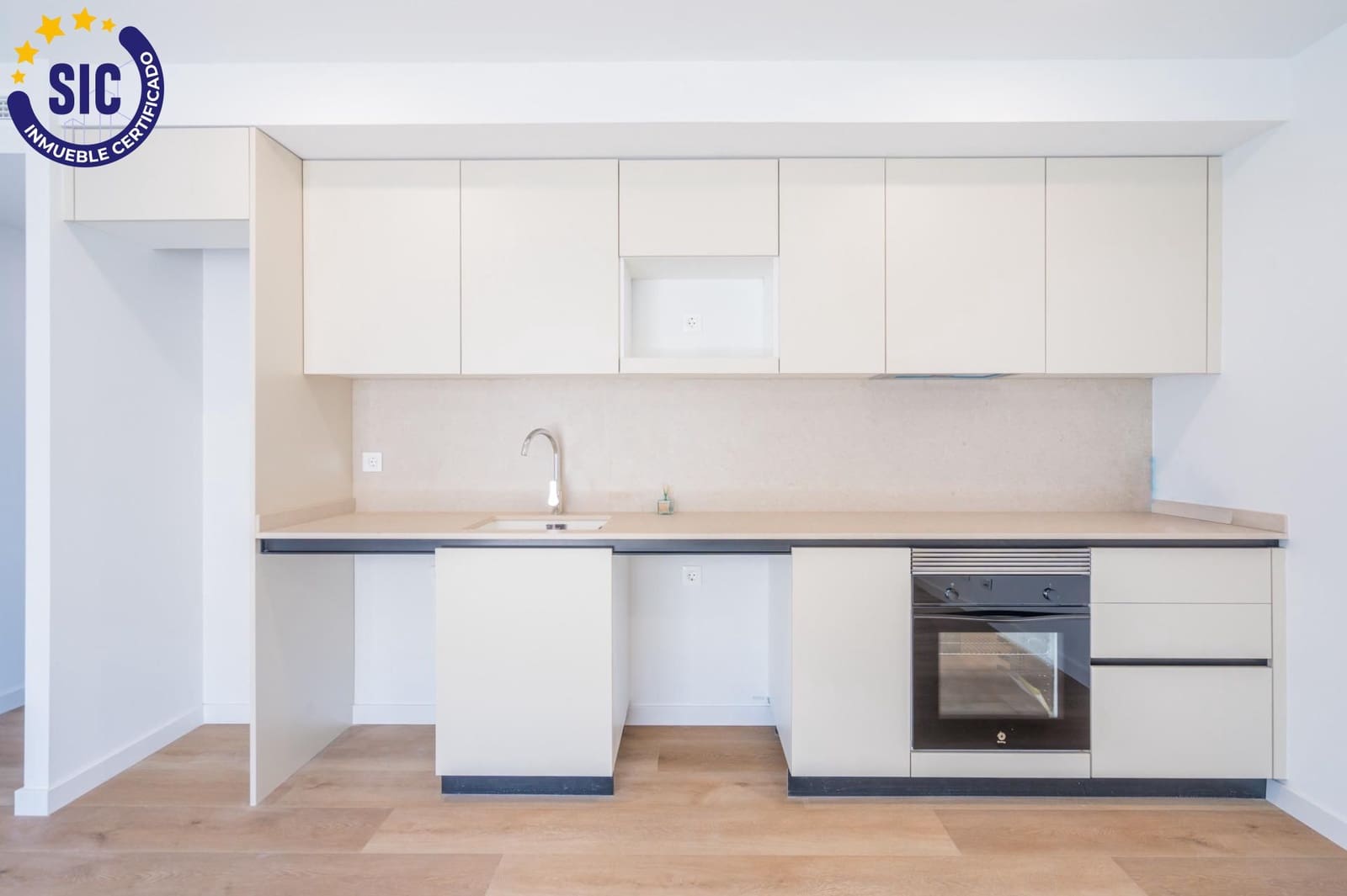 3 makuuhuone Asunto myytävänä paikassa Puig mukana uima-altaan 
autotalli - 549 000 € (Ref: 9670874)