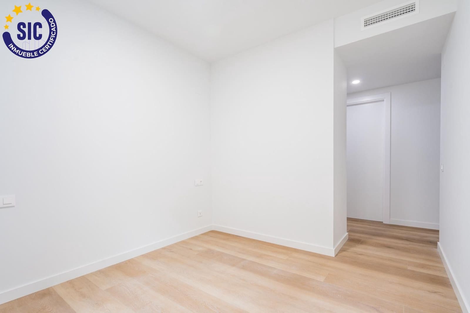 3 makuuhuone Asunto myytävänä paikassa Puig mukana uima-altaan 
autotalli - 549 000 € (Ref: 9670874)