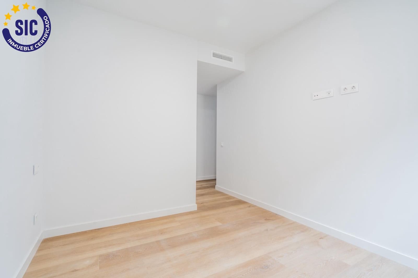 3 makuuhuone Asunto myytävänä paikassa Puig mukana uima-altaan 
autotalli - 549 000 € (Ref: 9670874)