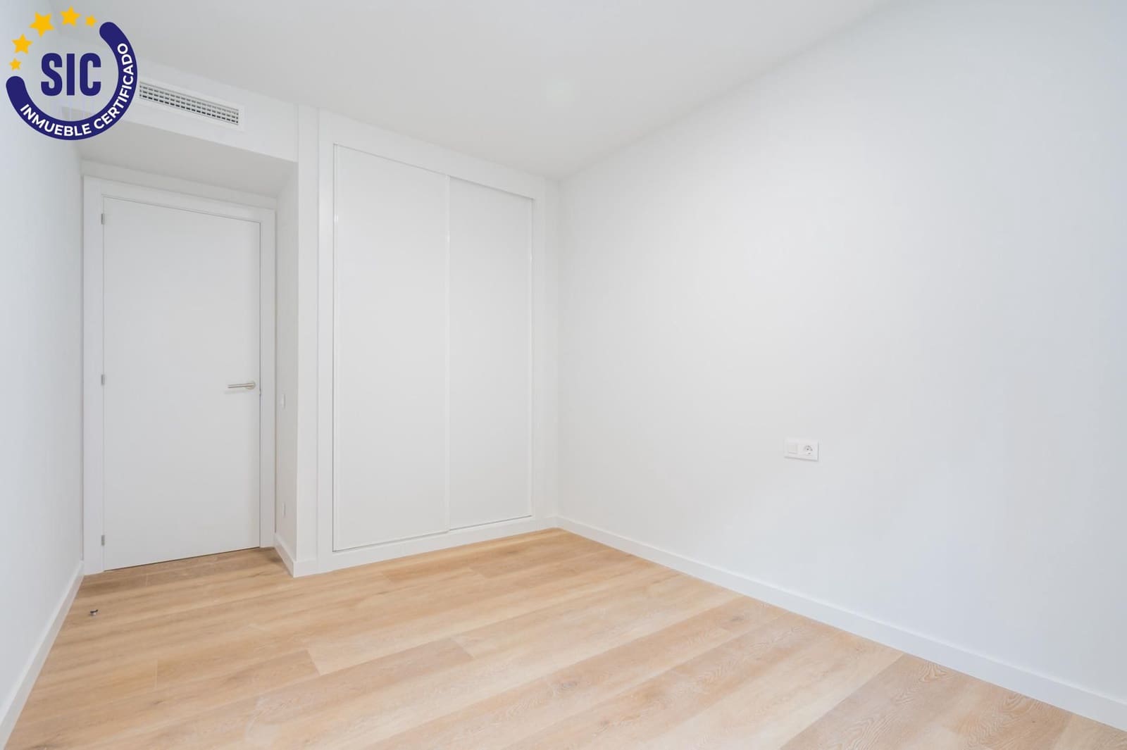 3 makuuhuone Asunto myytävänä paikassa Puig mukana uima-altaan 
autotalli - 549 000 € (Ref: 9670874)