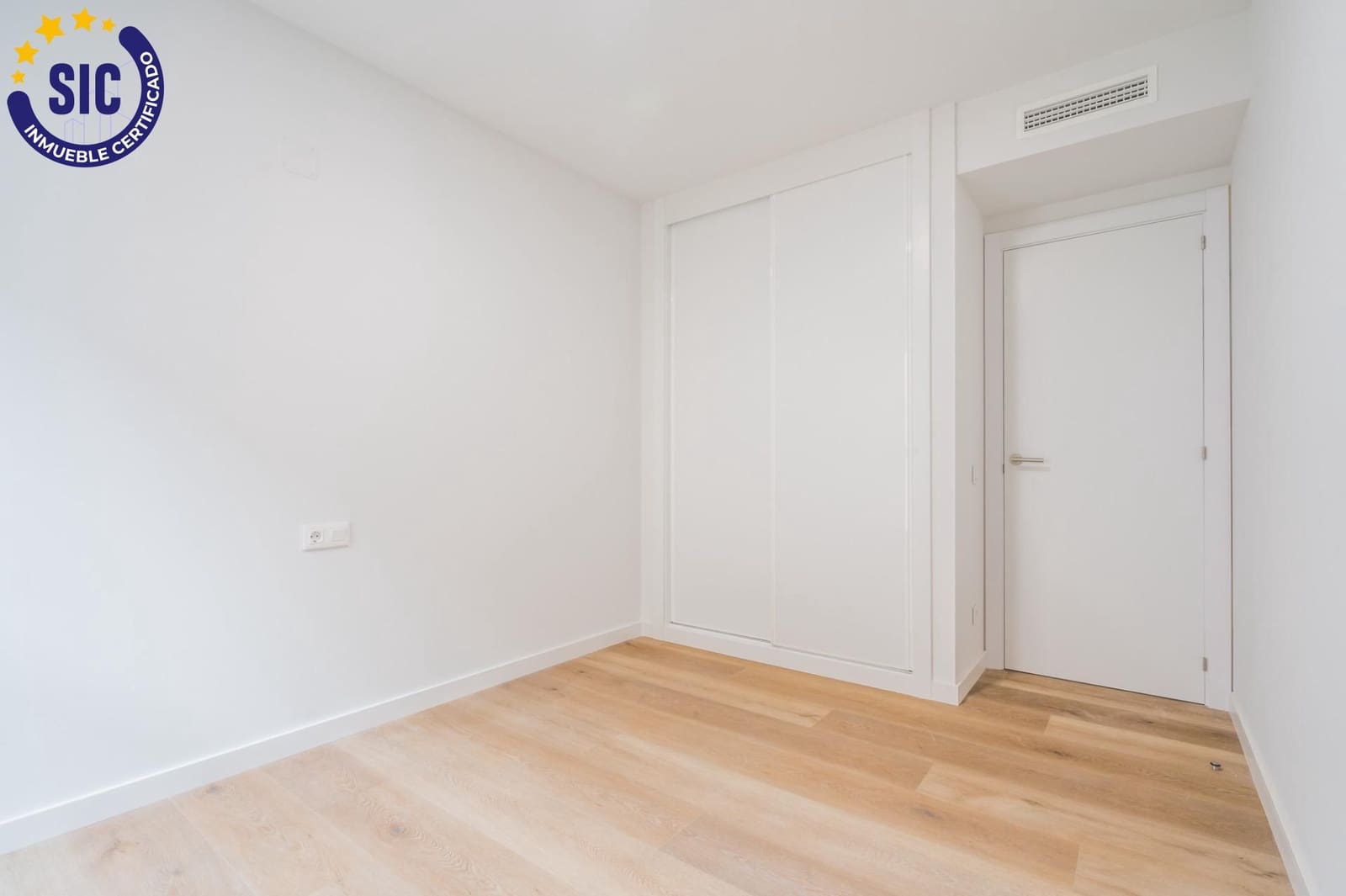 3 makuuhuone Asunto myytävänä paikassa Puig mukana uima-altaan 
autotalli - 549 000 € (Ref: 9670874)