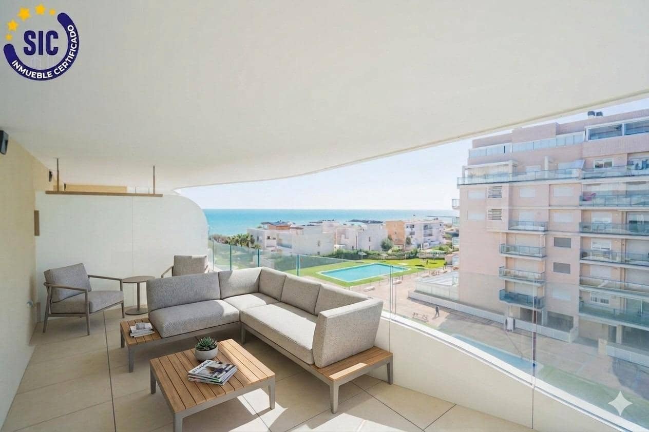 3 bedroom Flat for sale in Puig with pool garage - € 445,000 (Ref: 9670874)