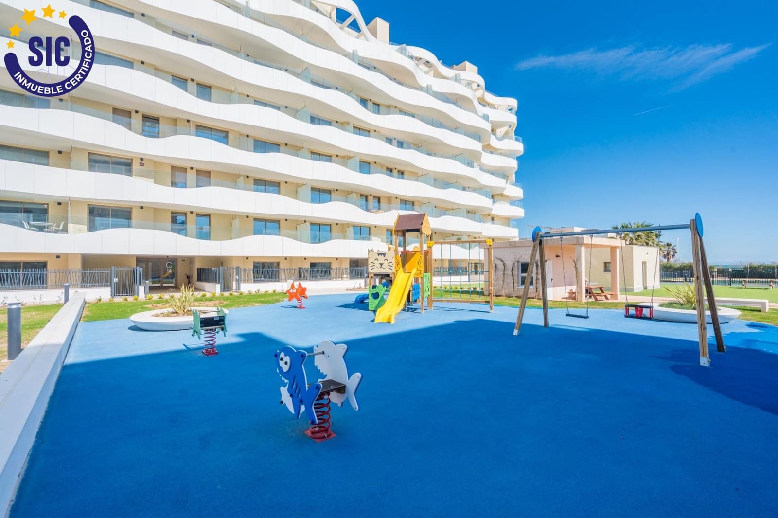 3 bedroom Flat for sale in Puig with pool garage - € 445,000 (Ref: 9670874)