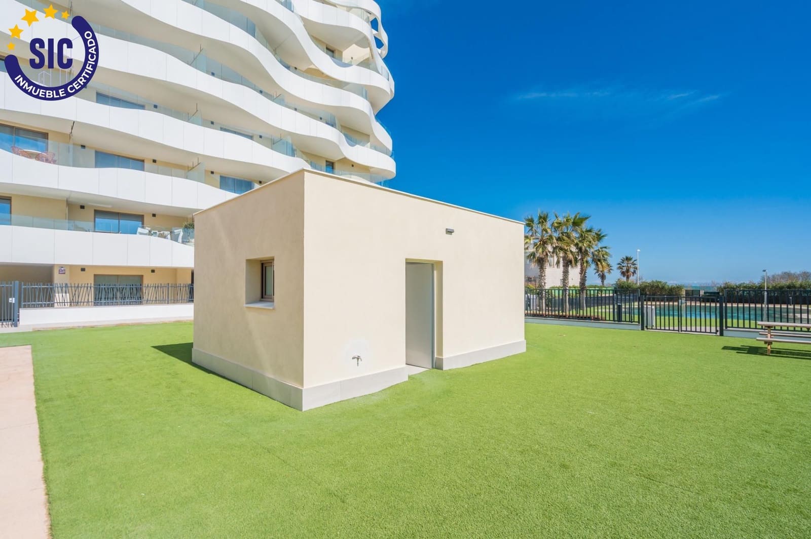 3 bedroom Flat for sale in Puig with pool garage - € 445,000 (Ref: 9670874)