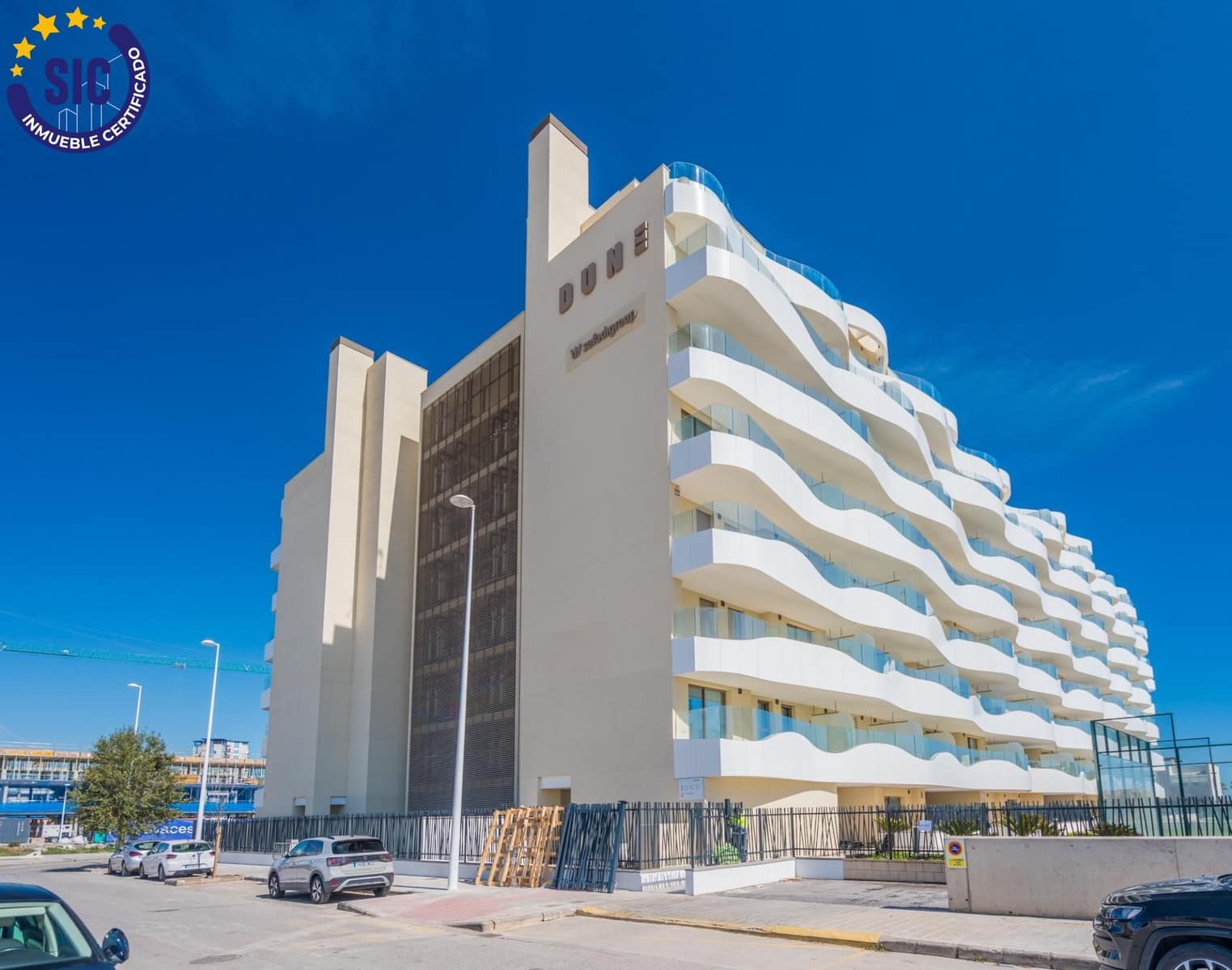 3 bedroom Flat for sale in Puig with pool garage - € 445,000 (Ref: 9670874)