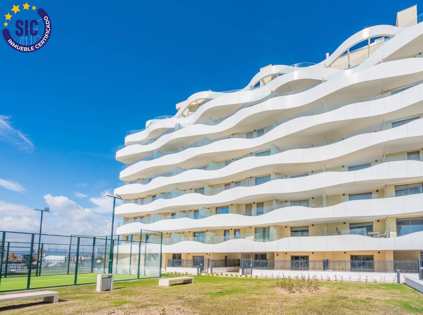 3 bedroom Flat for sale in Puig with pool garage - € 445,000 (Ref: 9670874)