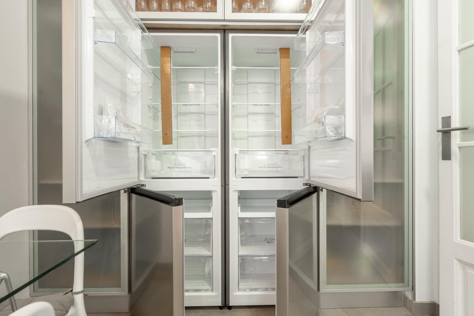 4 bedroom Flat for rent in Valencia city - € 3,800 (Ref: 9679975)