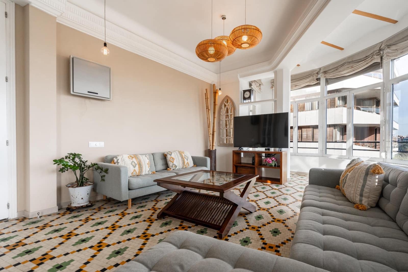 4 bedroom Flat for rent in Valencia city - € 3,800 (Ref: 9679975)